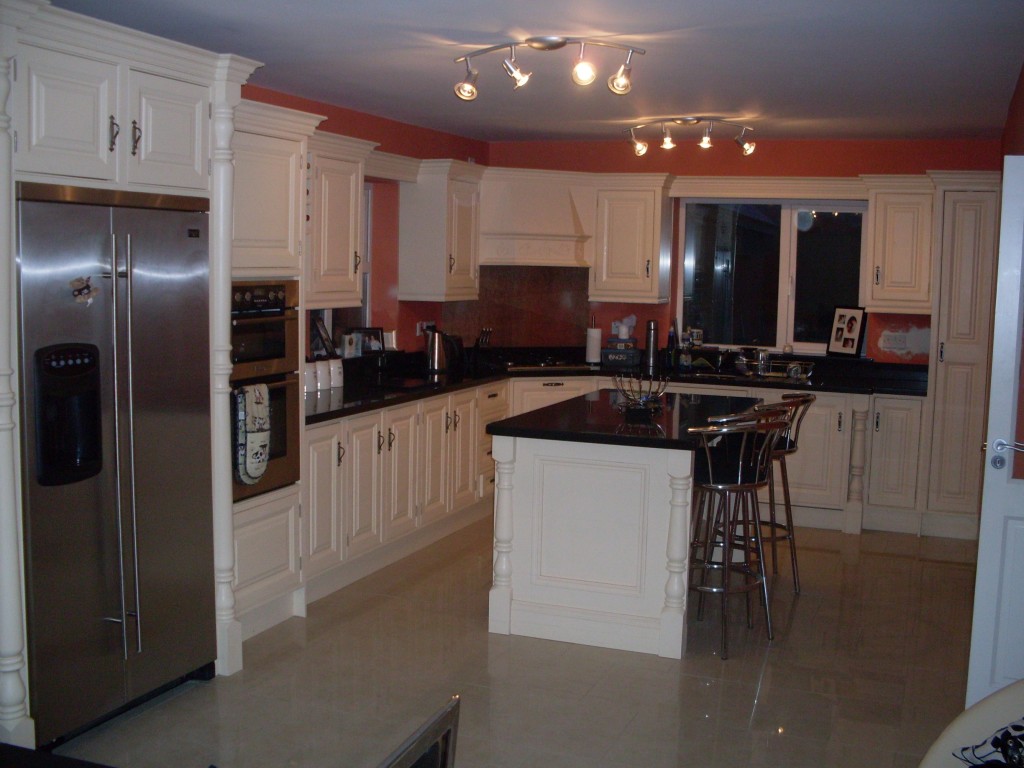fitted kitchen